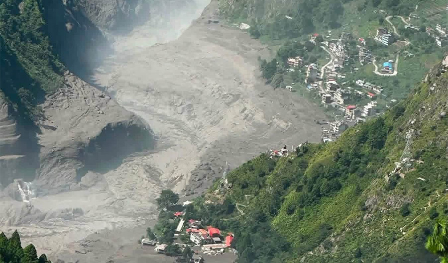 विनाशकारी भोटेकोशी बाढीम बाँकेका २२ जना सम्पर्कविहीन