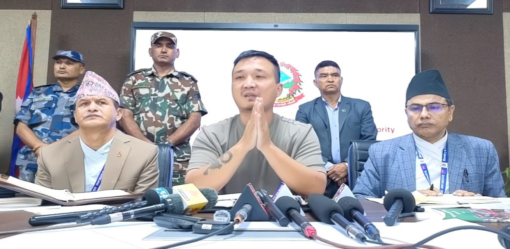 ‘आशा मारेका छैनौं’ : सुरुङमा फसेकाको उद्धारका लागि माथिबाट ड्रिल गर्ने तयारी