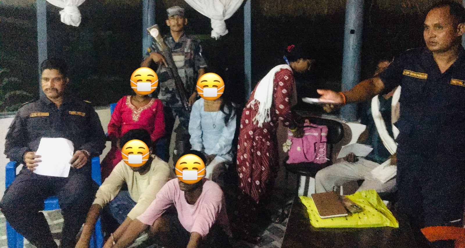 भारत लैजान लागिएका दुई किशोरीको नरैनापुरबाट सशस्त्र प्रहरीले गर्‍यो उद्धार, दुई जना पक्राउ
