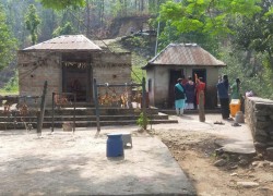 अकला मन्दिर पुनःनिर्माण : काम अपुरो गरेर ठेकेदार बेपत्ता