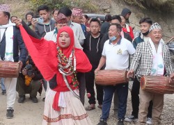ढोल नाच (पापनी) र मारुनी नाचेर मनाइने वाडाङ्मी पर्वको रौनक छुट्टै, मादलको तालमा संस्कृति बचाउँदै