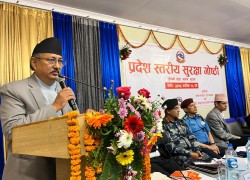 सीमित स्रोतसाधानका बाबजुद सुरक्षा निकायले खेलेको भूमिका प्रशंसनीय छ : गृहमन्त्री खाण