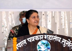 लोकतान्त्रिक गणतन्त्र स्थापनामा प्रेस जगतको महत्वपूर्ण भूमिका छ: राष्ट्रपति भण्डारी