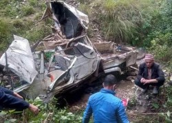 सल्यानमा जिप दुर्घटना : आठ जनाको मृत्यु