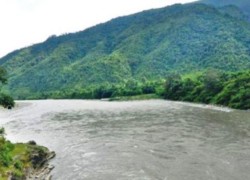 नदी तर्न शुल्क तिर्ने लालझाडीवासी भन्छन्– पक्की पुल कहिले ?