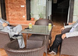 प्रधानमन्त्री दाहाल र नेकपा महासचिव नेत्रविक्रम चन्दबीच भेटवार्ता