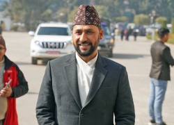 'शरणार्थी प्रकरणमा तीन दलका नेताले खुसुरखुसुर गर्दा हामीलाई शंका लागिरहेको थियो'- रवि लामिछाने