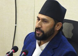 जनताका मुद्दा ओझेलमा परे :  सभापति लामिछाने