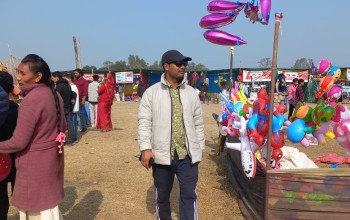 नेपालगन्ज महोत्सवमा थारु संस्कृतिमा रमाउँदै दर्शक