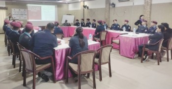 सुरक्षित वैदेशिक रोजगारीका लागि नेपालगञ्जमा प्रहरीसँग अन्तरक्रिया