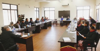 १६ दिनमै सदस्यता टुङ्ग्याउने प्रस्ताव, निर्वाचन सार्ने संकेत: कांग्रेस बैठक निर्णायक