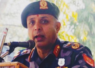 बाँकेमा निर्वाचन सुरक्षा मजबुत बनाउन एआईजी दाहालको निर्देशन