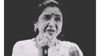 सदाबहार गायिका आशा भोषलेको निधन