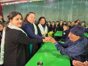 सामाजिक उत्तरदायित्वको उदाहरण: प्रभात मेमोरियल हाई स्कुलको मानव सेवा आश्रम भ्रमण