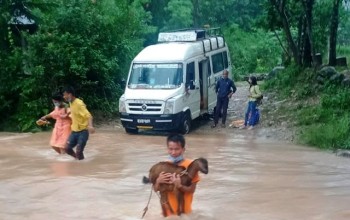 पश्चिम सुर्खेतको मुख्य सडक तीन दशकदेखि अधुरै