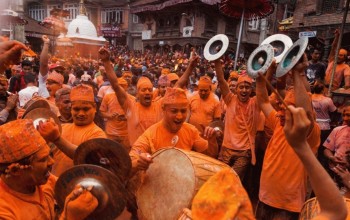 प्राचीन इन्द्रदह (सिद्धपोखरी)मा मेला, इन्द्रायणी देवीको पूजा आरधना गर्न भक्तजनको घुइँचो