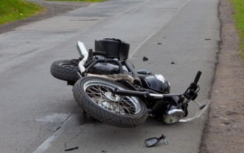 मोटरसाइकल दुर्घटनामा आमाको मृत्यु छोरा घाइते