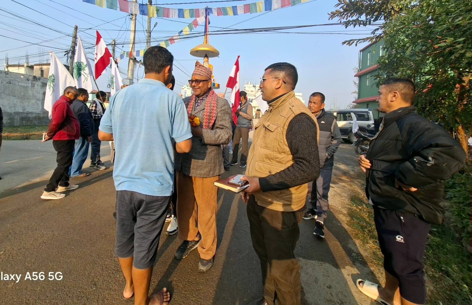 नारायण प्रसाद गौडेलको घरदैलोमा उत्साह: रुख चिन्हमा भोट हाल्न पाउँदा मतदाता खुसी