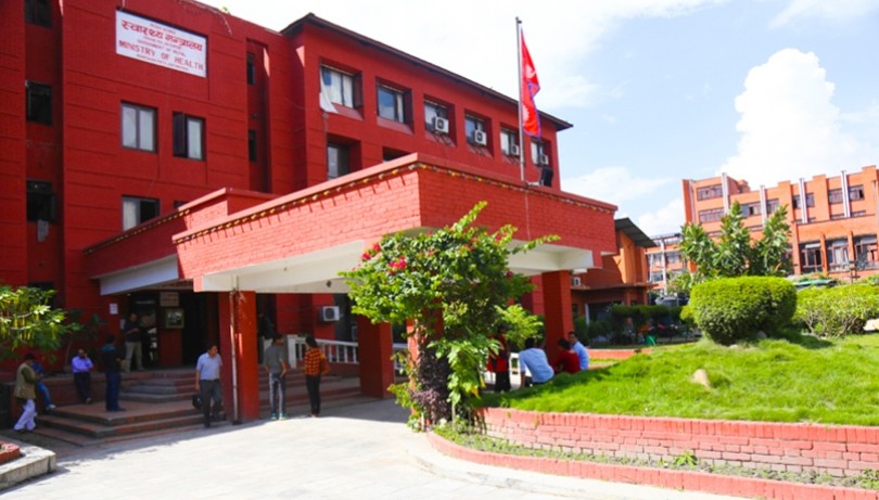 सार्वजनिक बिदामा पनि स्वास्थ्य सेवा नरोक्न मन्त्रालयको निर्देशन