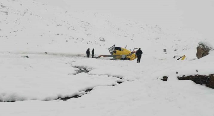 पर्यटकको उद्धारमा गएको हेलिकप्टर लोबुचेमा दुर्घटना