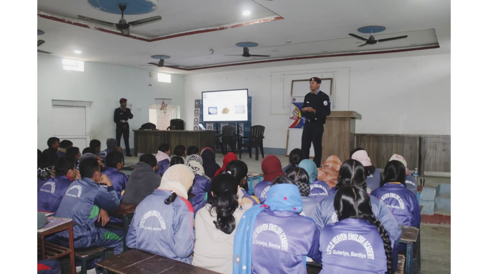 बर्दियामा विद्यार्थीलाई लागुऔषधसम्बन्धी सचेतना