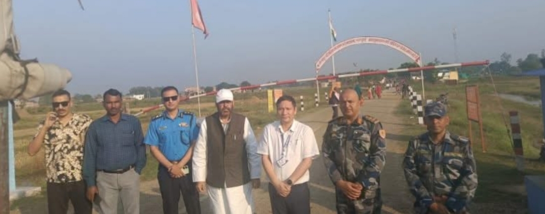 नरैनापुरको सीमाक्षेत्रमा पुग्यो बाँकेका सीडीओसहितको जनप्रतिनिधि टोली