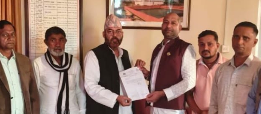 नरैनापुरका अध्यक्ष शाहद्वारा गाउँपालिकाको विकासका लागि उच्चस्तरीय पहल